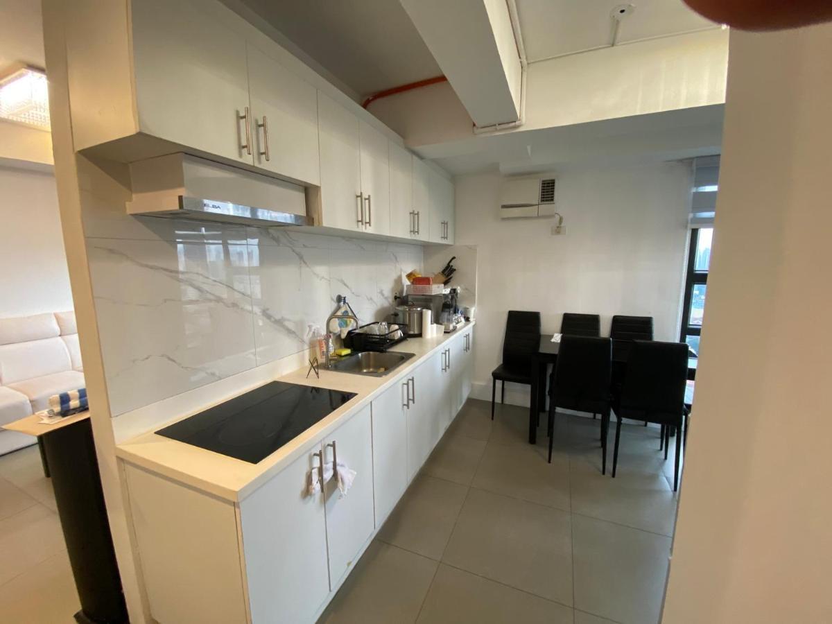 Penthouse Suite At Porto Vita Towers In Cubao Quezon City Μανίλα Εξωτερικό φωτογραφία